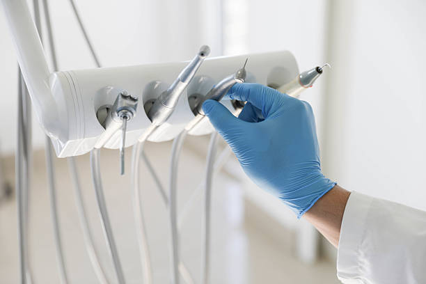 Professional Emergency Dentist technician working in Delphos, OH